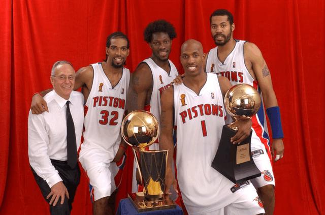 在小组赛中 在小组赛中