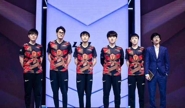 由于运输中 由于运输中