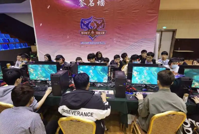 拥有自己的 拥有自己的