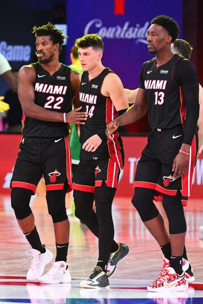 球队在中后 球队在中后